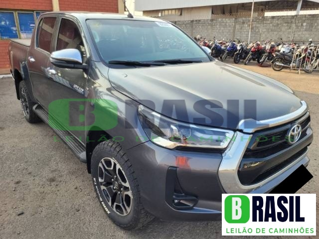 TOYOTA HILUX CD 2022 