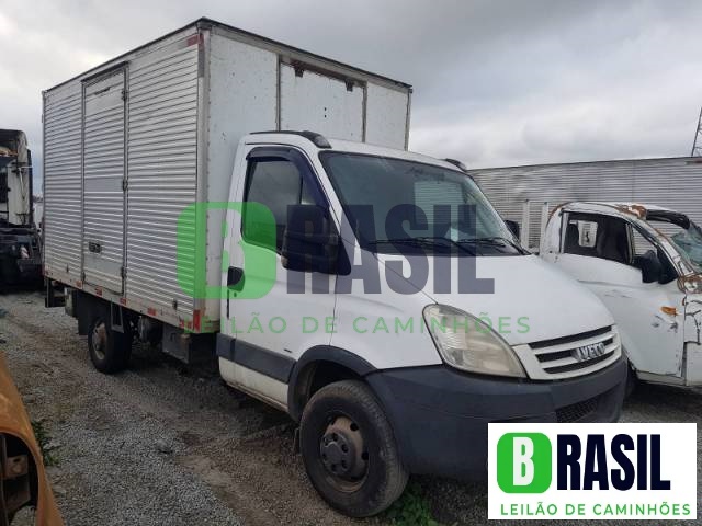 IVECO DAILY CHASSI 35S14 CS 3.0 TURBO  2011 