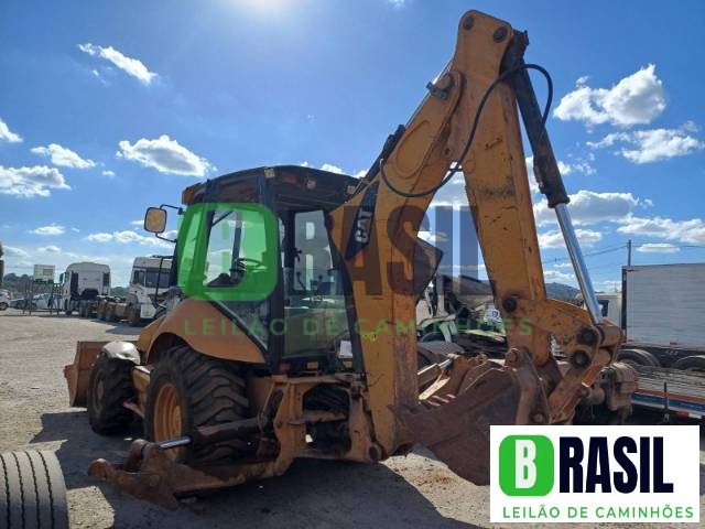 CATERPILLAR RETROESCAVADEIRA 416E 2015 