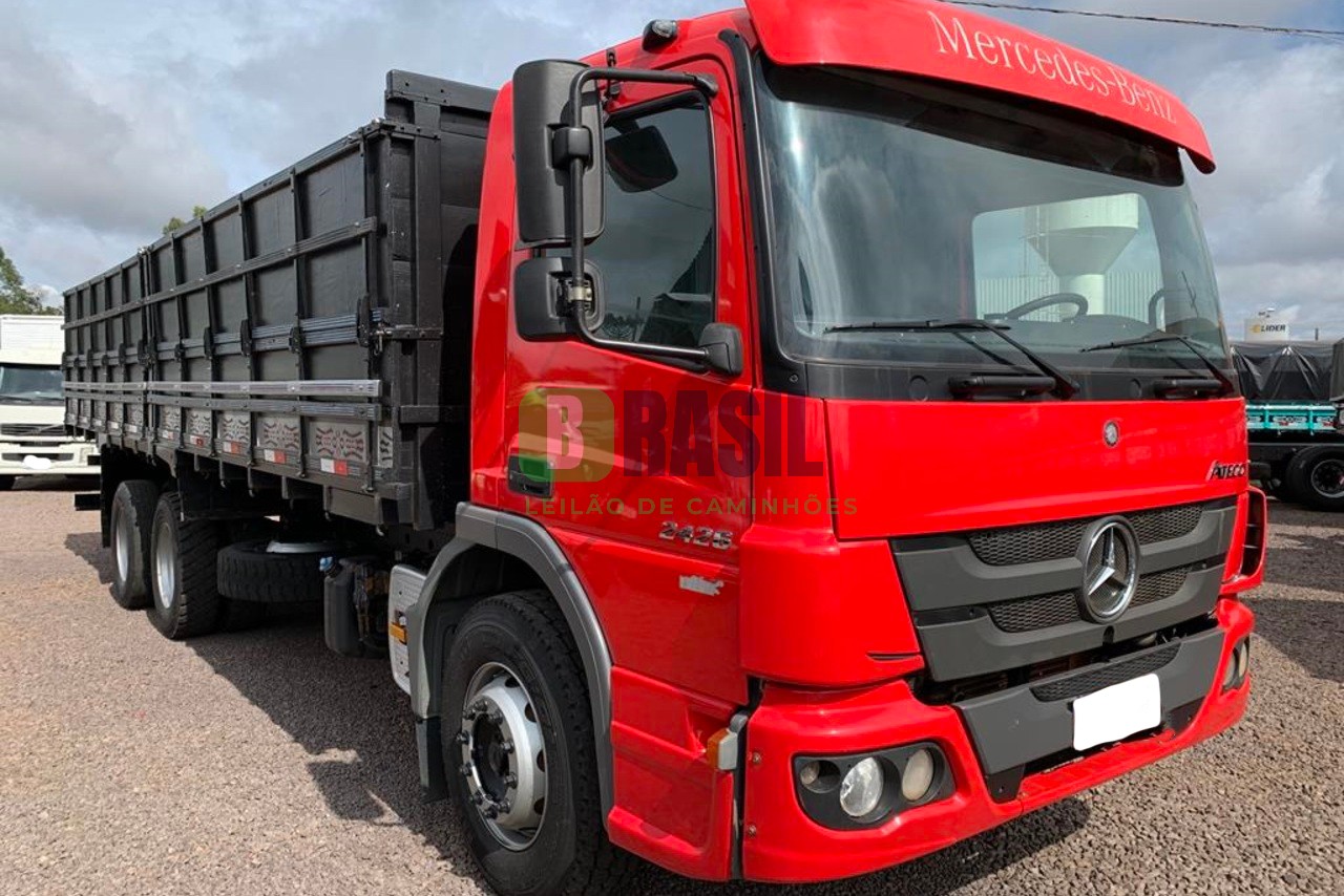 MERCEDES BENZ MB2426 2014  1