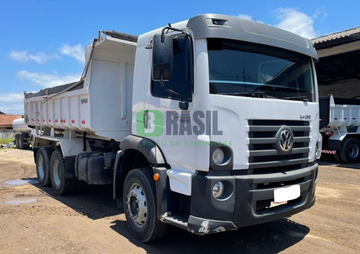VOLKSWAGEN 24 250 2011