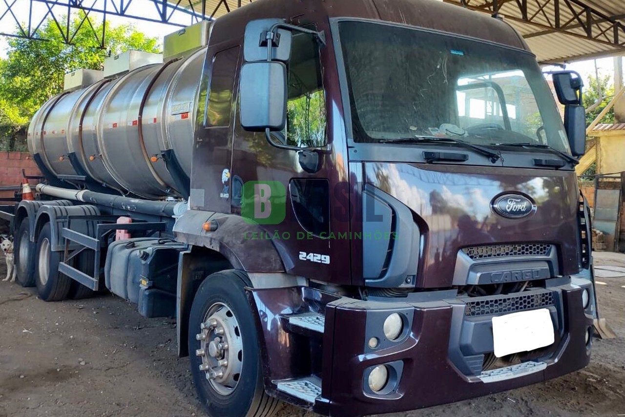 FORD CARGO2429 2015