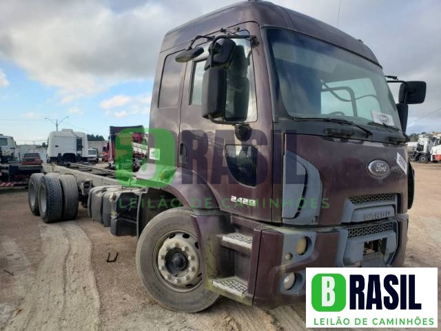 FORD CARGO 2429 6.7 I6 TURBO 2014 