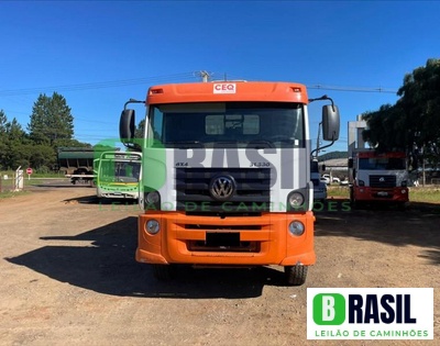 VOLKSWAGEN 31.330 CRC 6X4 2012