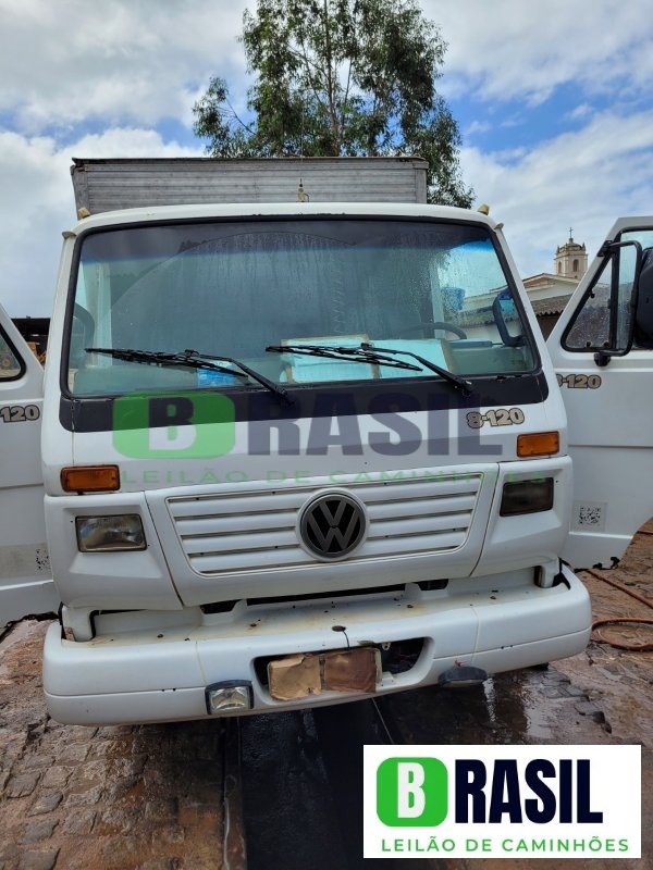 CAMINHÃO VW8.120, 2001