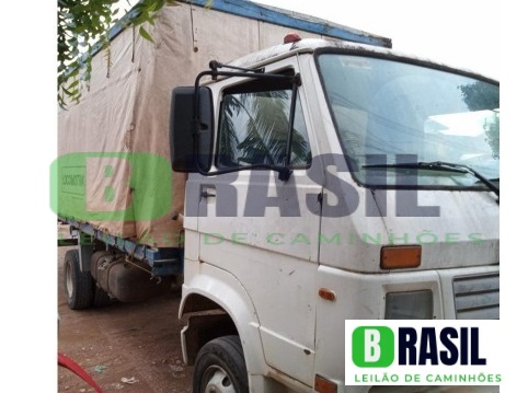 VOLKSWAGEN 8120 8120 2001