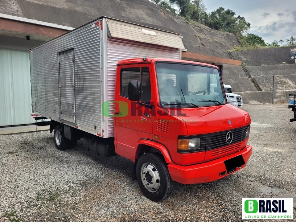 Mercedes Benz 710 Plus 2009