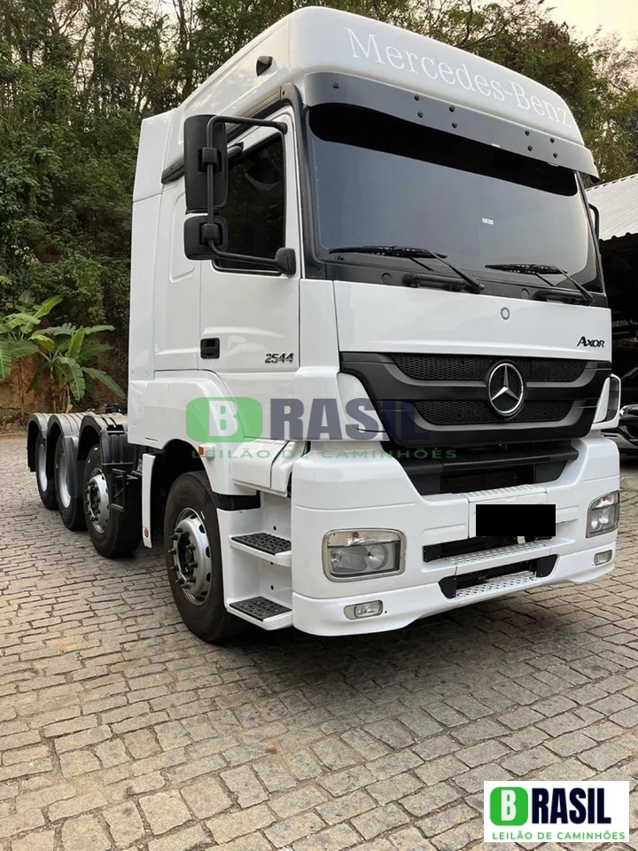 Mercedes Benz 2544 2014