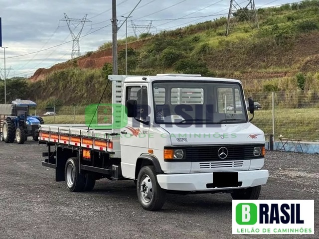 Mercedes Benz 710 2006