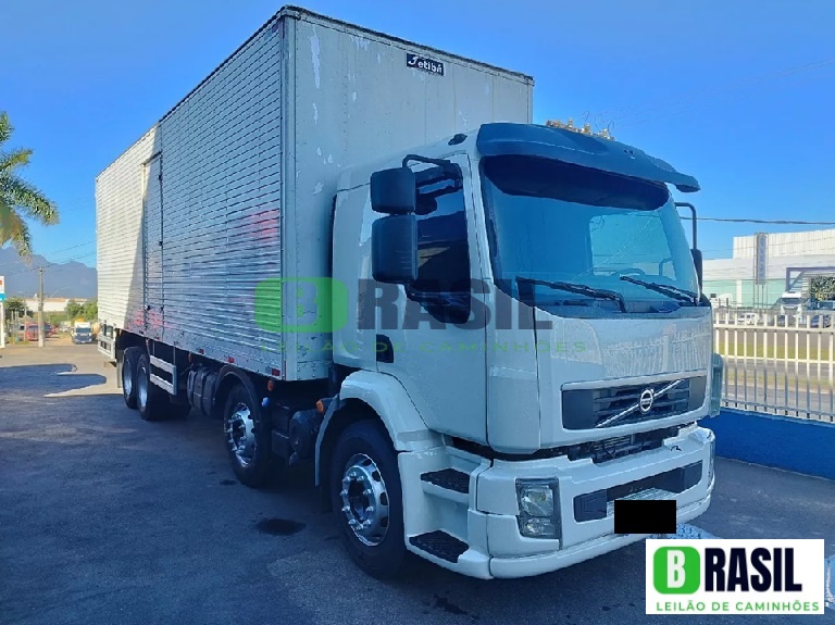 Volvo Vm 270 8x2 2013