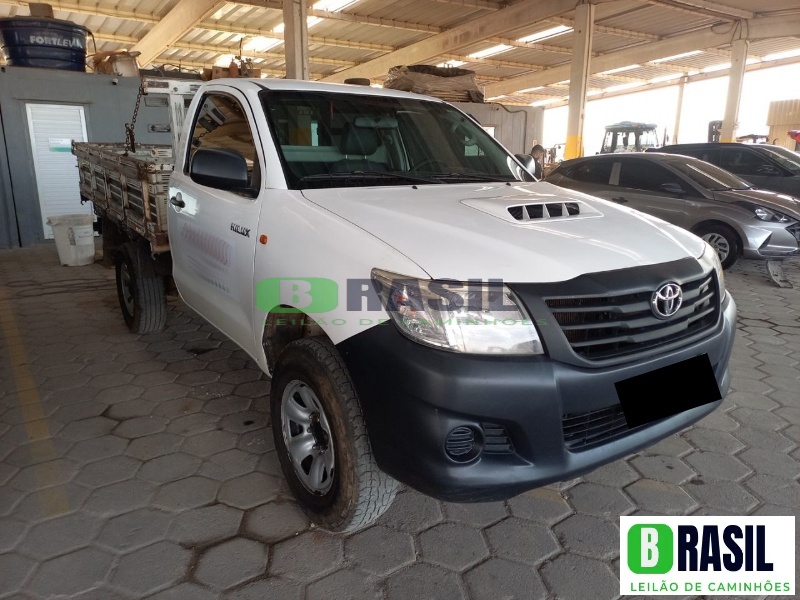 Toyota Hilux CS4X4CHAS 2015
