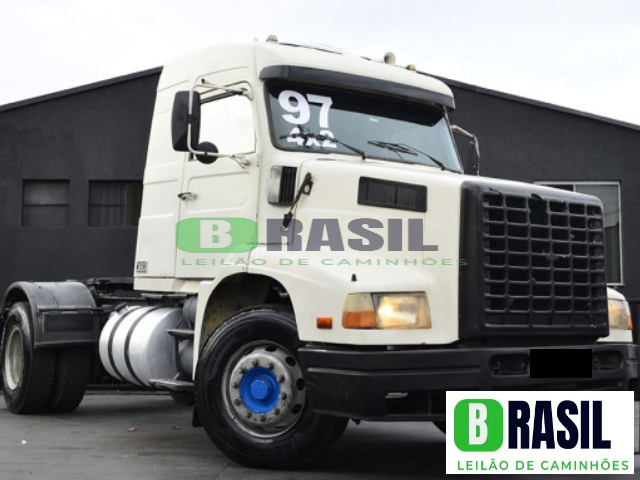 VOLVO EDC 360 4X2 1997