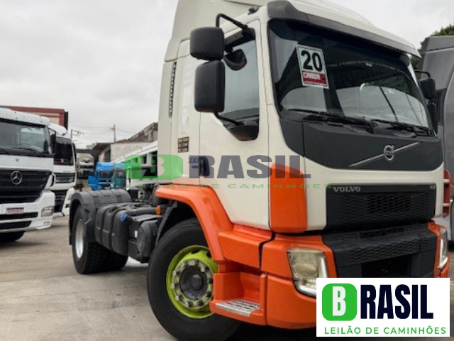 VOLVO VM 330 4X2 2020