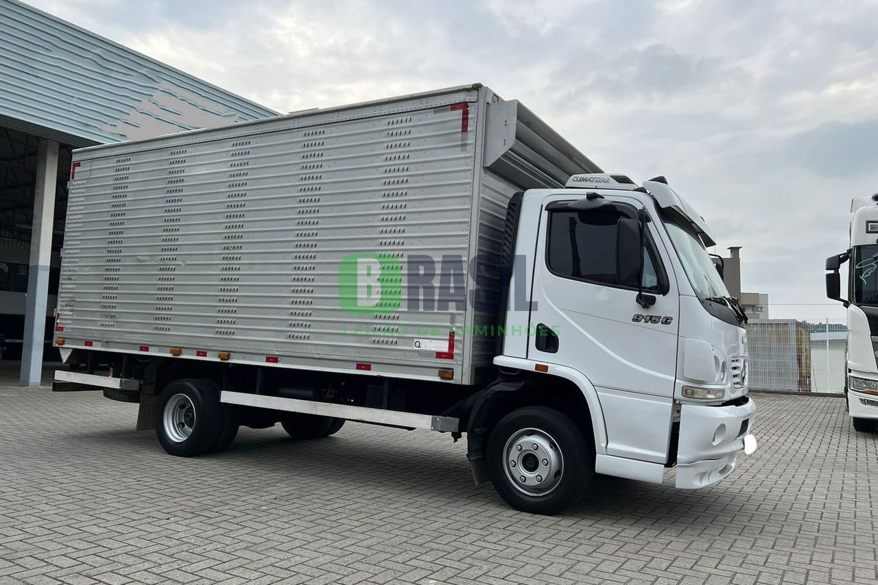 MERCEDES BENZ MB915 2011