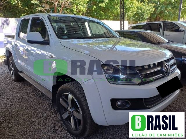 VOLKSWAGEN AMAROK 2015 